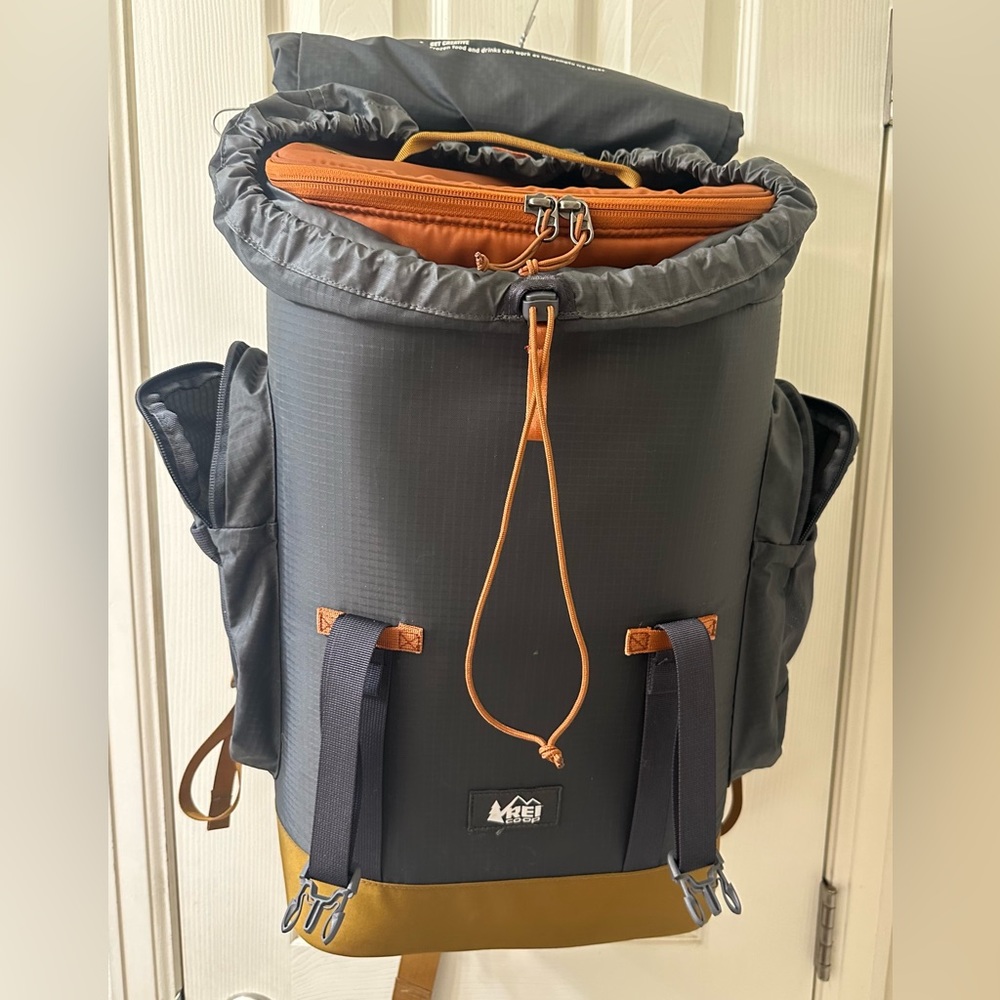 REI Cool Trail Pack